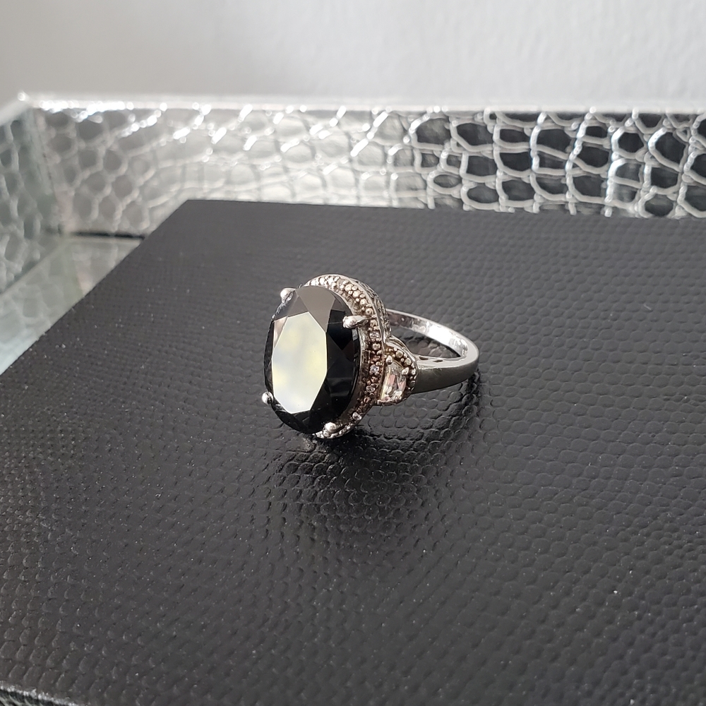 Spella • Black Spinel & White Topaz Cocktail Ring